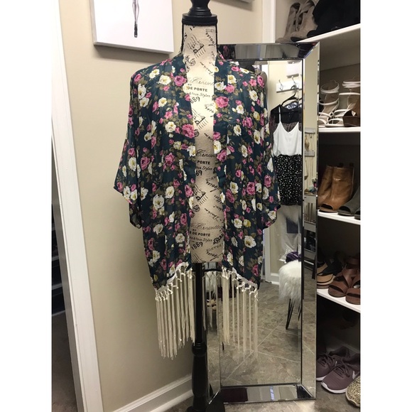 Jackets & Blazers - Floral Sheer Kimono | SIZE SMALL